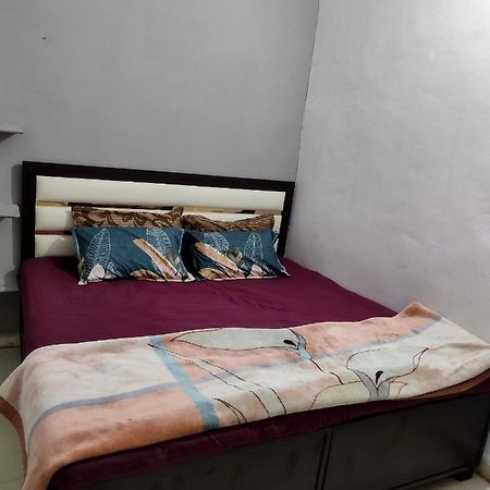 Kalpeshwar Homestay Ujjain Bagian luar foto
